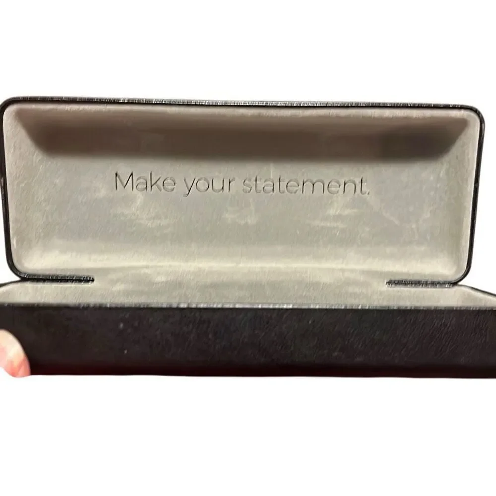 Liingo I wear eyeglass case